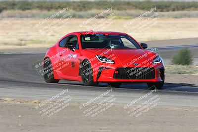 media/Sep-15-2024-Speed Ventures (Sun) [[7a54f7ed2f]]/86 Group/Session 1 (Outside Grapevine)/